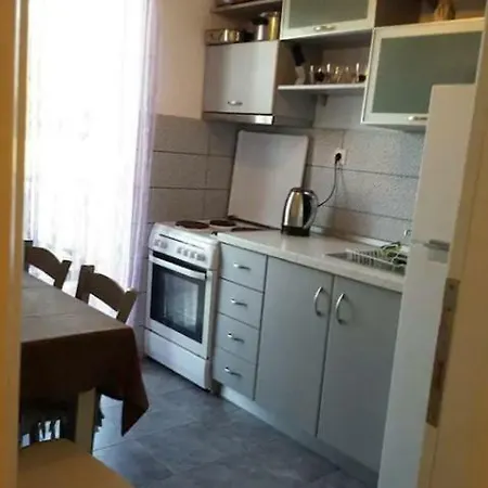 Daisy Seaside Apartment